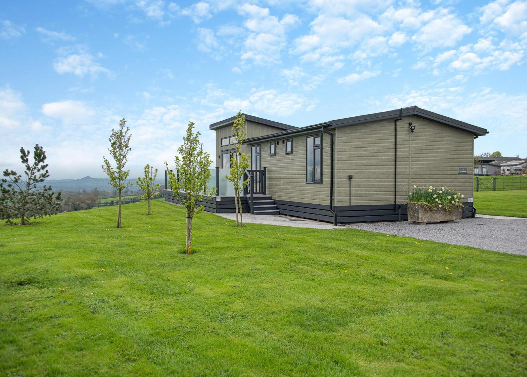 Midsomer Lodges Pilton Номер фото
