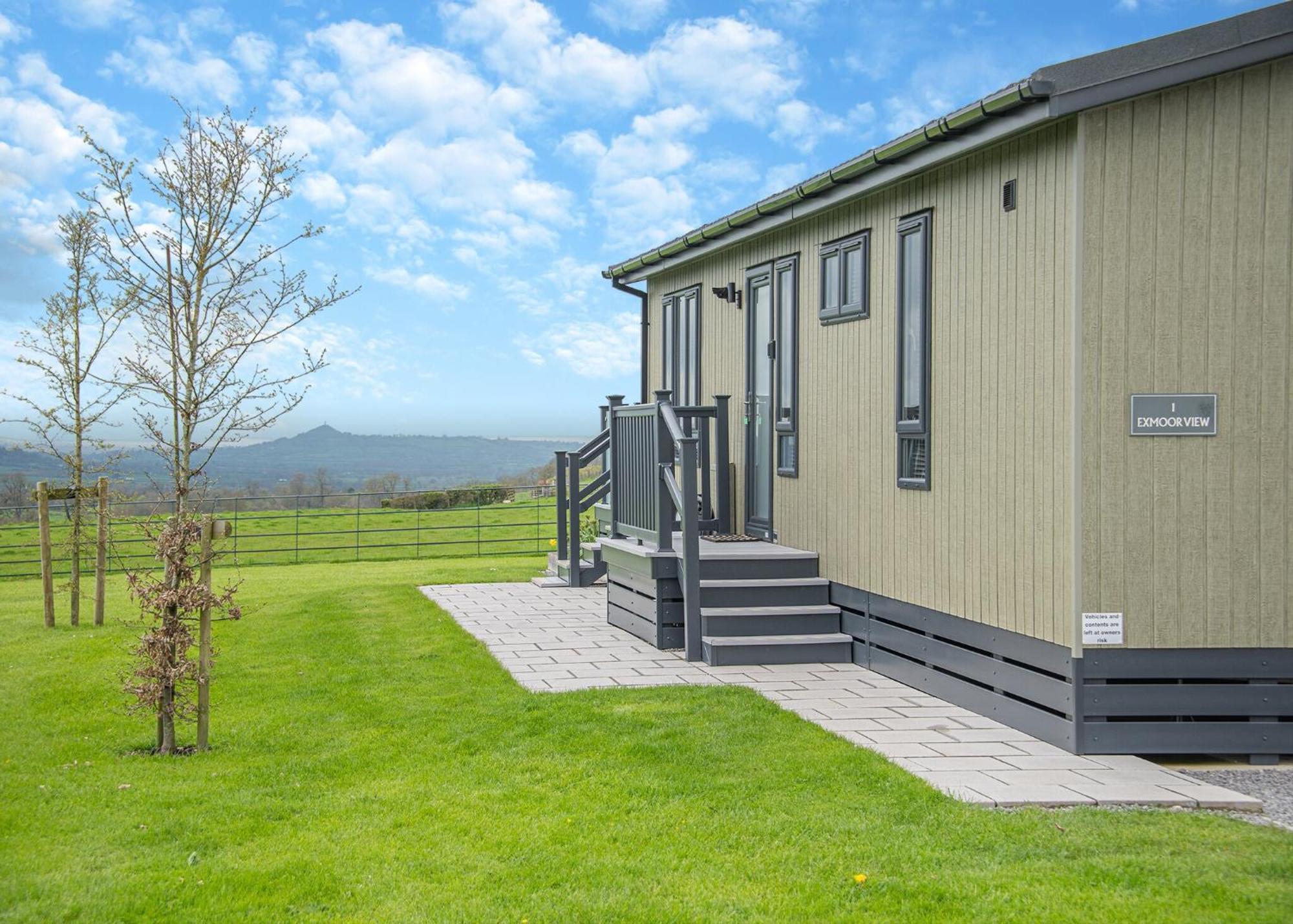 Midsomer Lodges Pilton Номер фото