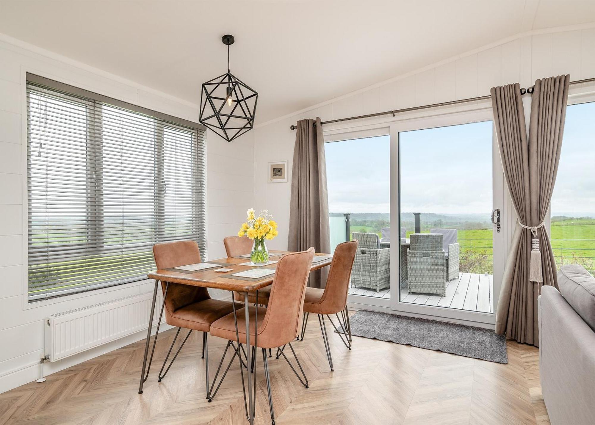 Midsomer Lodges Pilton Номер фото